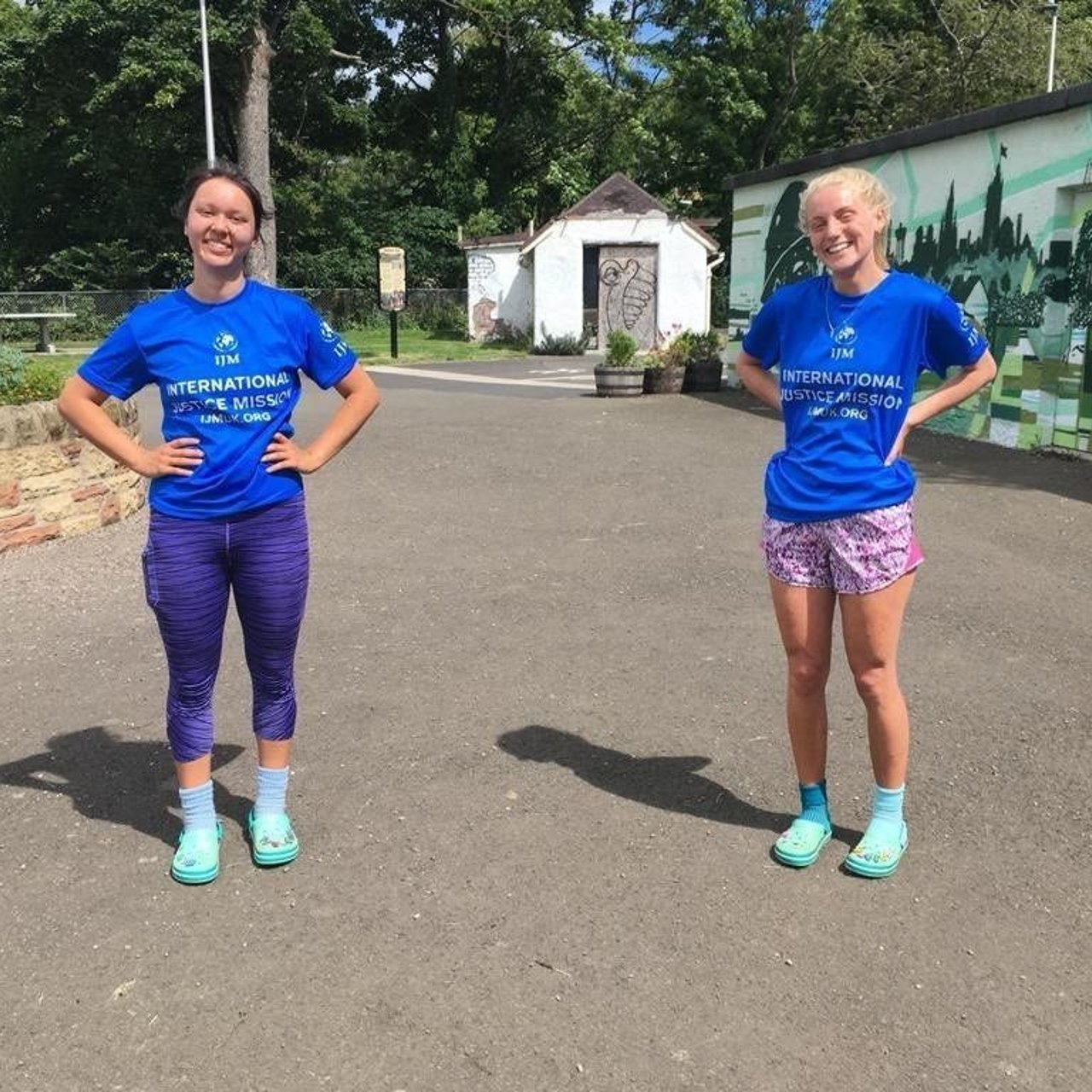 Crocs girls