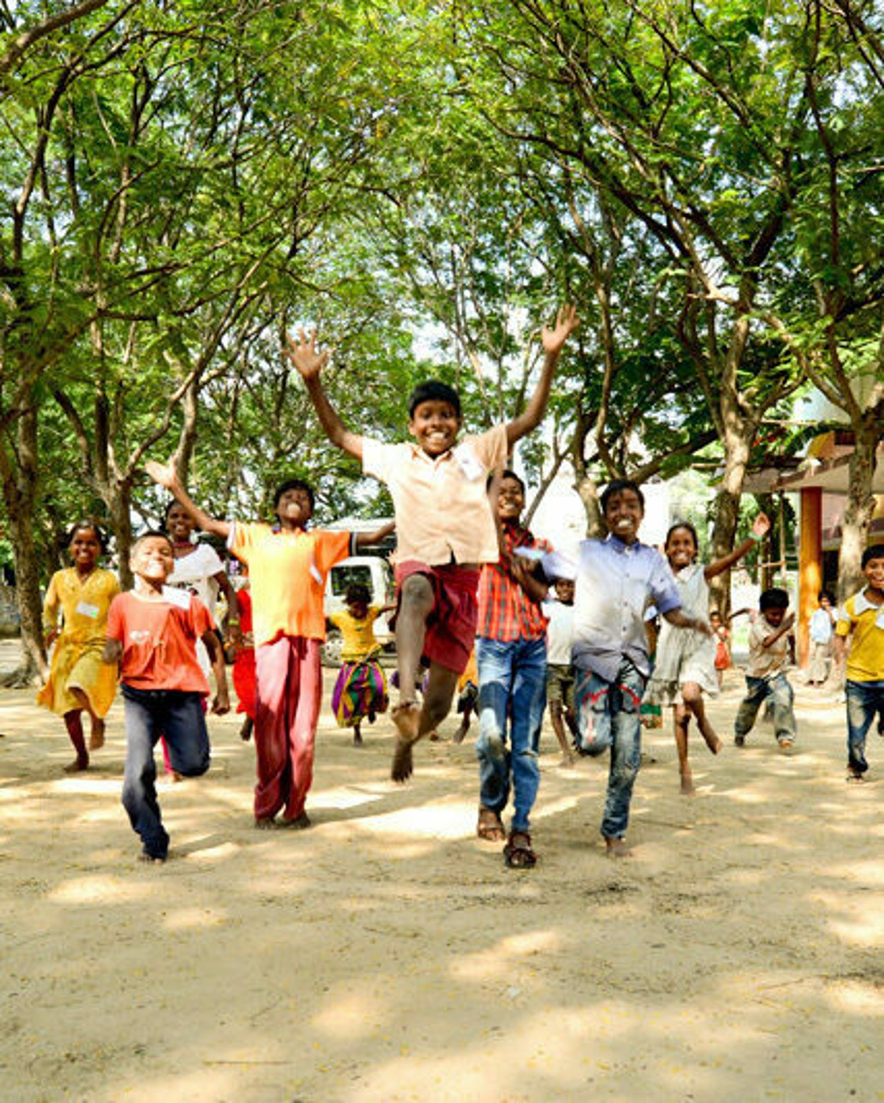 201412 CHE Graduation Approved for Full Use 2024 05 09 035651 vldg