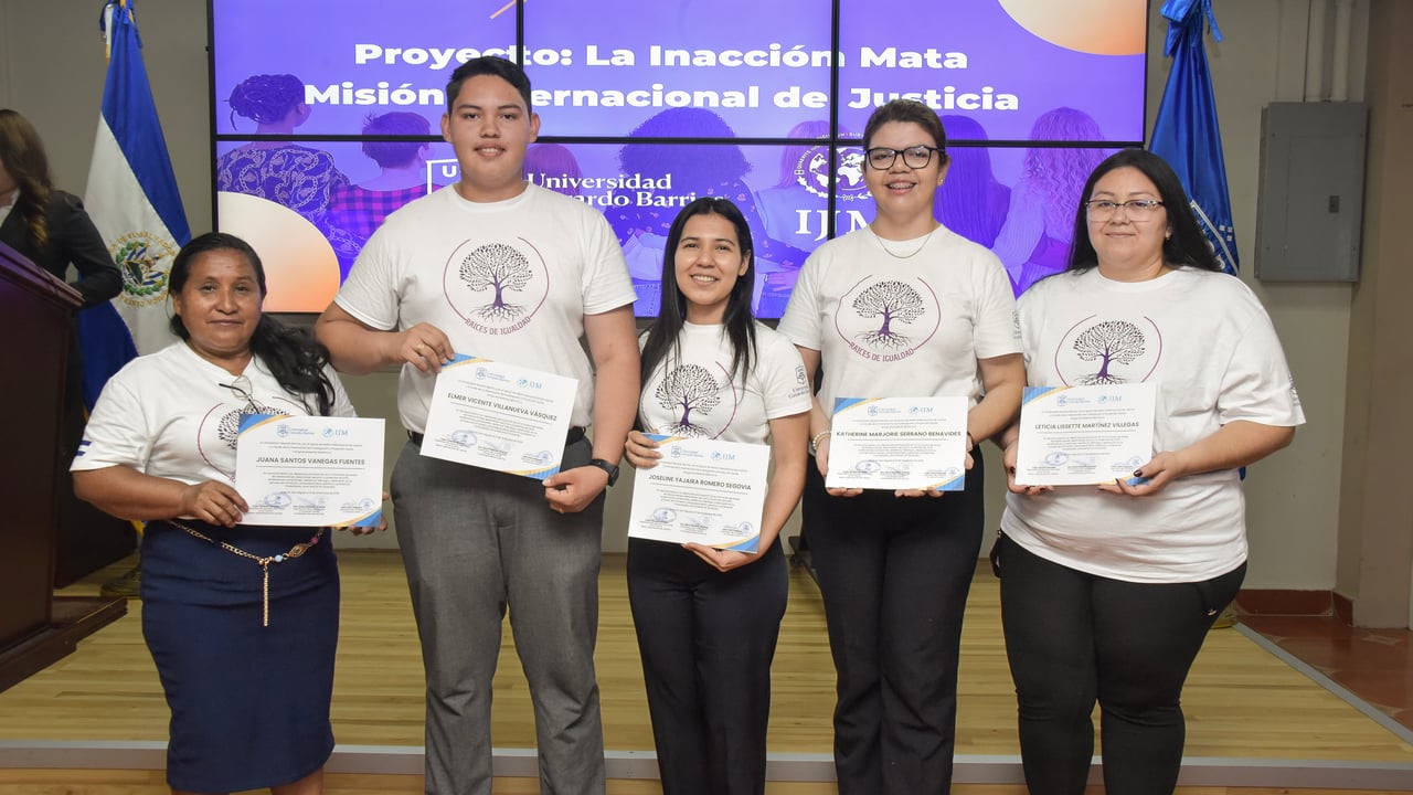 25 Survivors Complete Leadership Training in El Salvador
