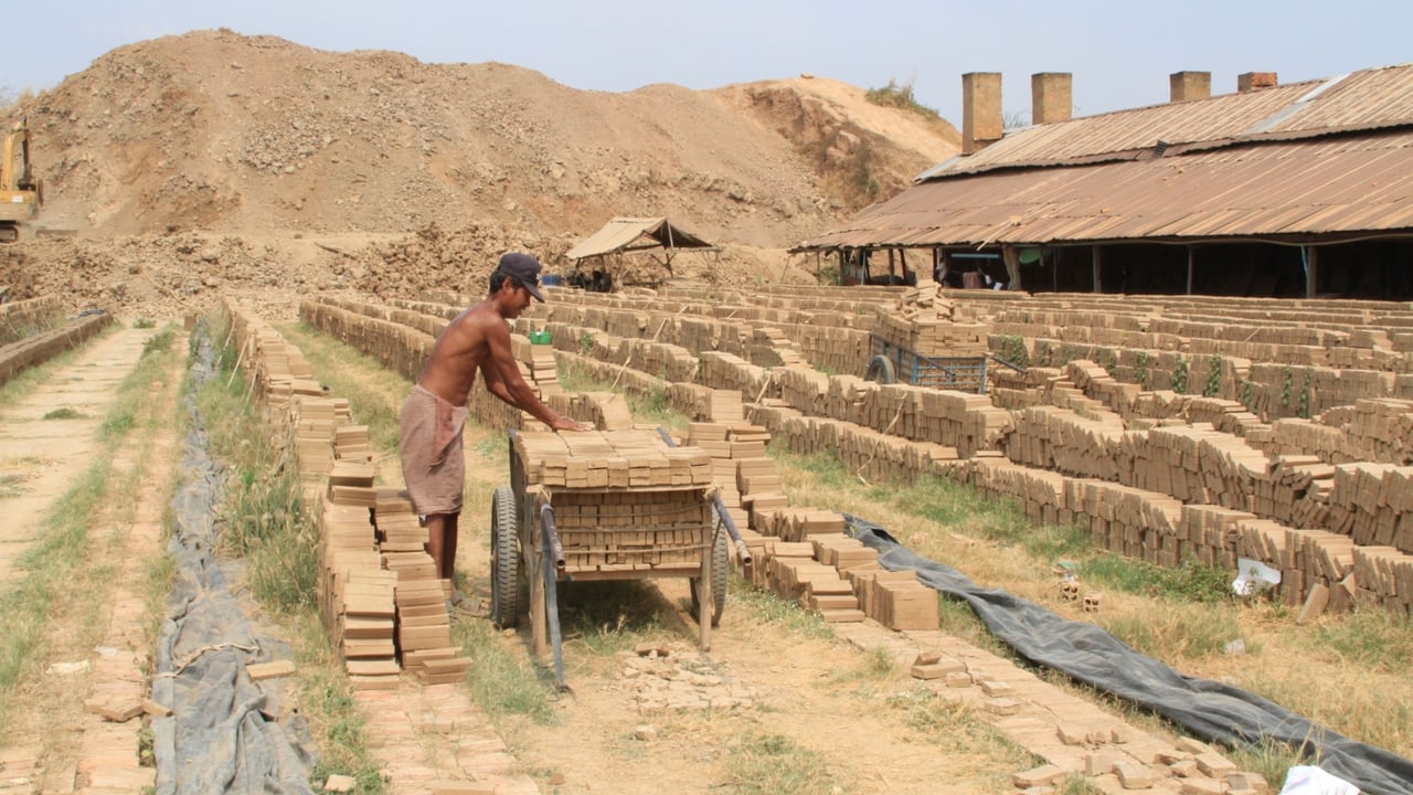 IMG 4890 JPG 201603 PHN Cambodia Labor Trafficking Approved for Full Use