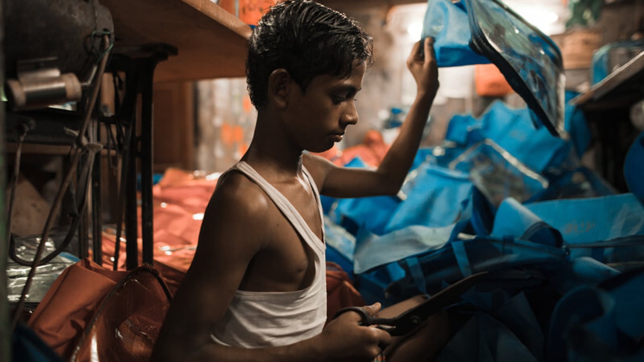 JS 20161106 7835 201611 Slavery India Textile
