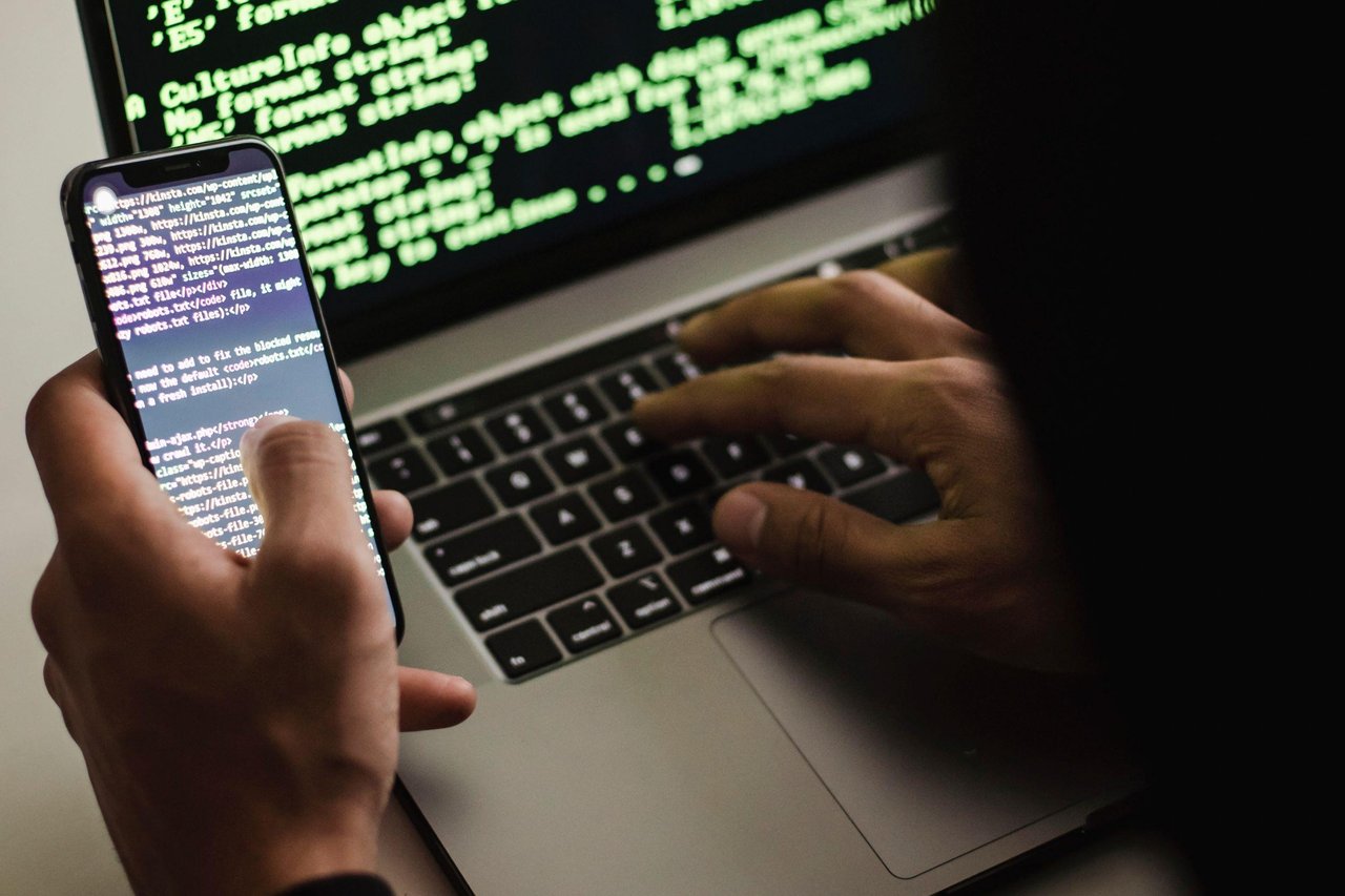 Scam cyber