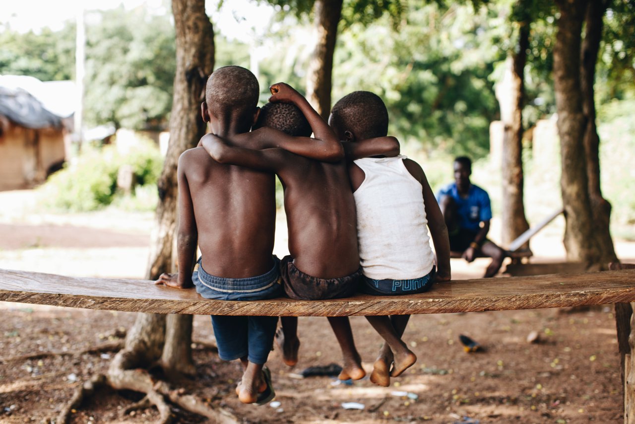 C 47 jpg 201907 ACC Ghanaian Children on Lake Stock Photos Approved for Full Use 2022 07 13 161443 asgc